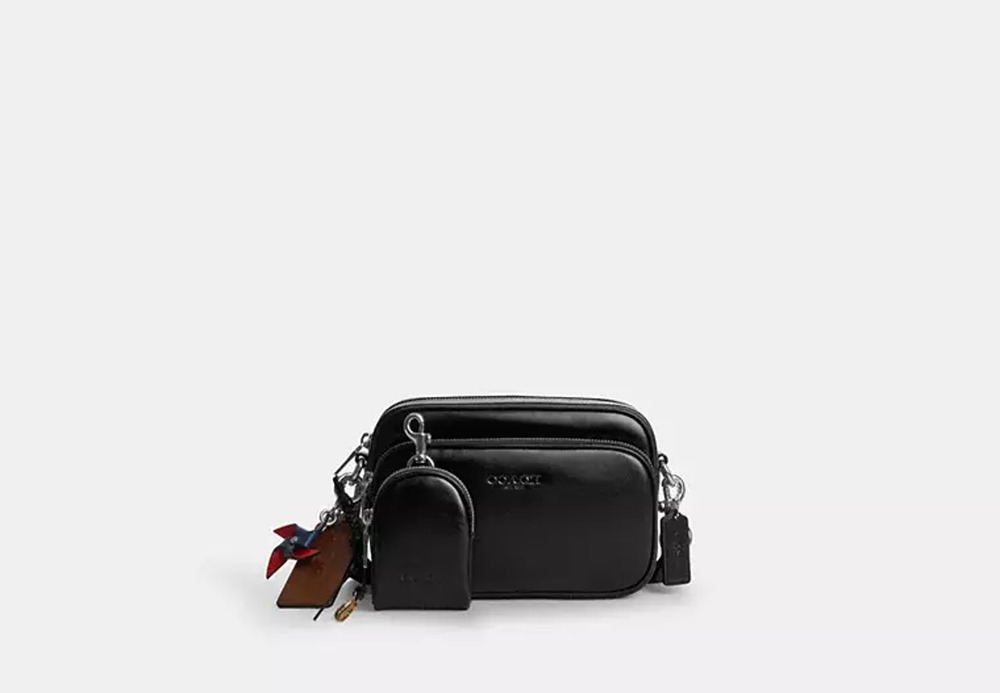 B4-004 NWT Coach Finlay Crossbody Charm CEA71 Silver/Black Shiny smooth leather
